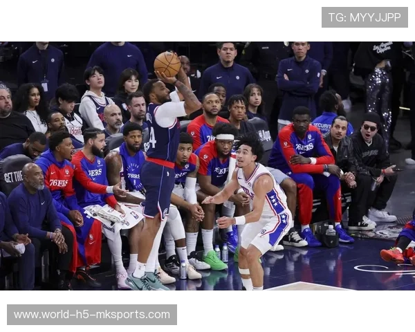 球队更衣室冲突传闻引发媒体关注，球员更衣间