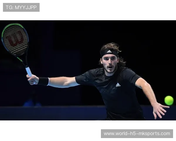 纳达尔赢球后淡定微笑，那是老将的底气，纳达尔最经典的比赛